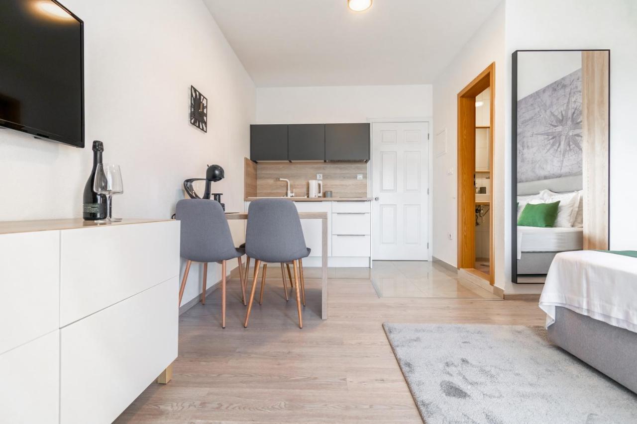 Apartmani Eterovic Baška Voda Extérieur photo