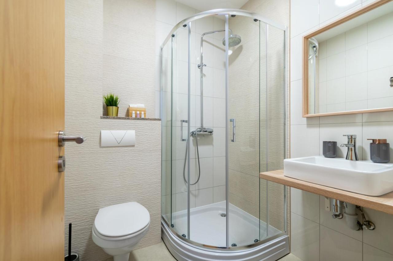 Apartmani Eterovic Baška Voda Extérieur photo
